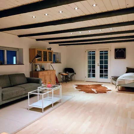 I Landlige Omgivelser * Orsted (Midtjylland)